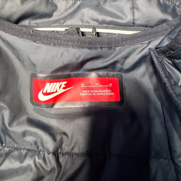 Nike Women's 2in1 black Hooded winter Jacket. - Picture 5 of 6